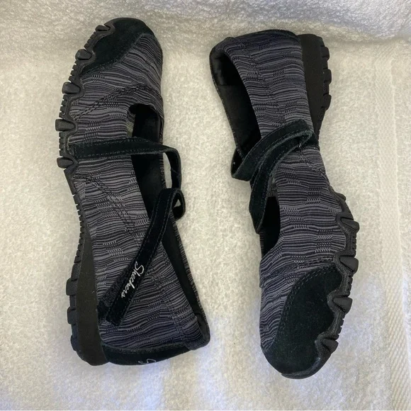 Skechers Bikers Ripples Mary Jane Shoes Womens Size 6 Textured Black 49343 EUC - Picture 6 of 13